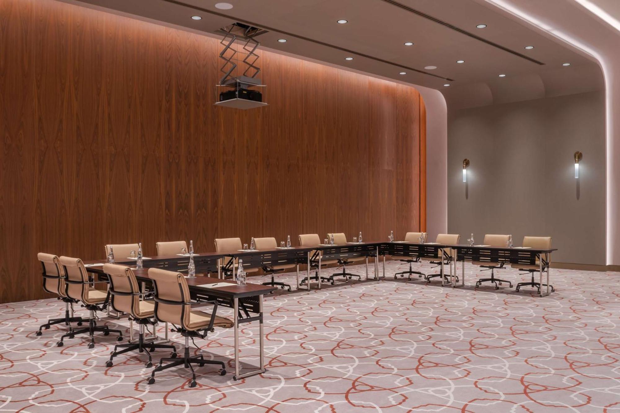 מלון The Wb Abu Dhabi, Curio Collection By Hilton מראה חיצוני תמונה Meeting room