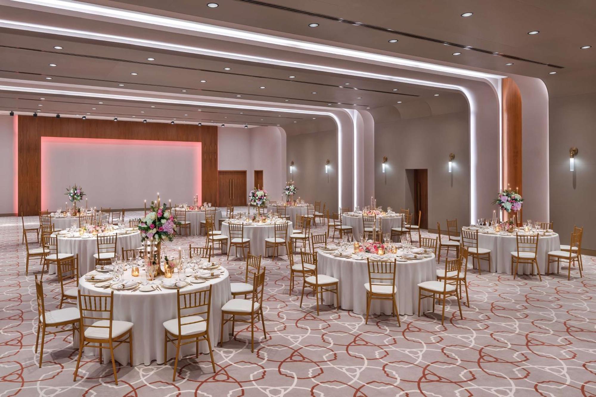 מלון The Wb Abu Dhabi, Curio Collection By Hilton מראה חיצוני תמונה The ballroom